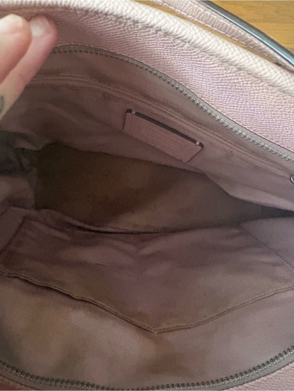 Coach Pink Leather Tote Bag needs work - Picture 3 of 7